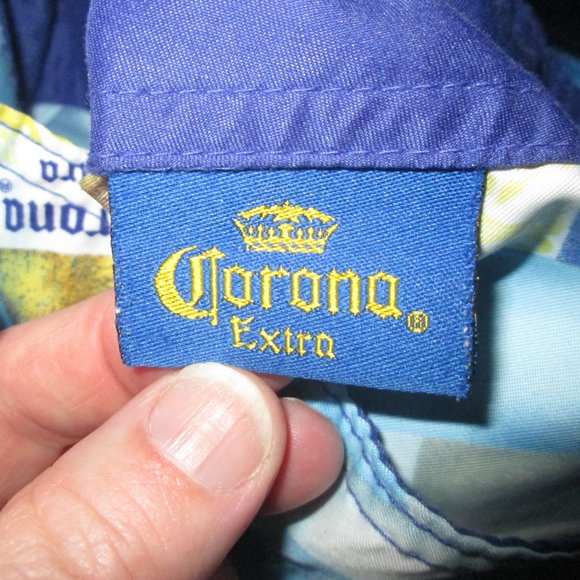 All four Swim Trunks, Men's two are XXL. One is 40/42, one is 38 - Picture 3 of 6